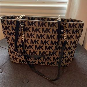 Michael Kors purse